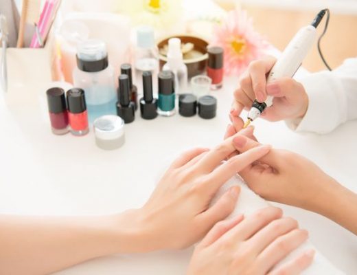 Best nail art salon manicure