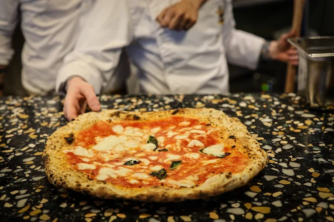 L'antica Pizzeria Da Michele Pizza Singapore