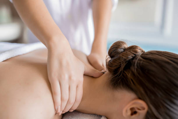 9 Best Shoulder Massage Spots In SG For Women To Try