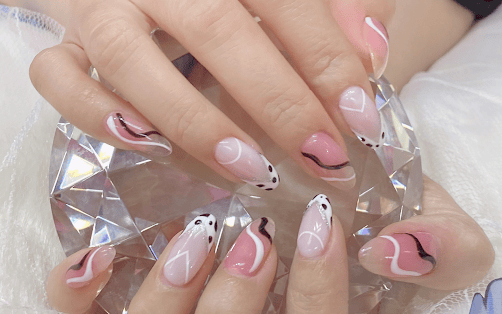 R and A Nails Nail Art Salon Singapore