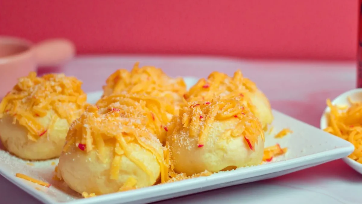 11 Best Pineapple Tarts In SG For Snack-Loving Girls