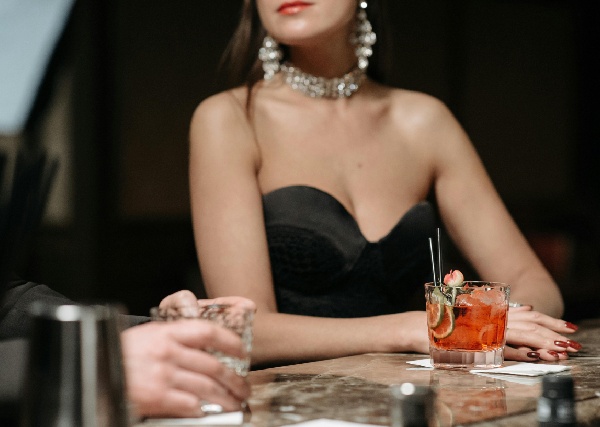 10 Best Singapore Bars For A Lively Girls’ Hang Out