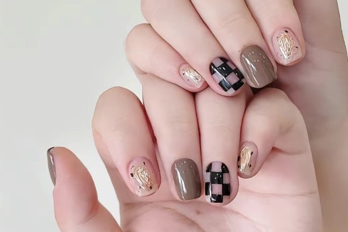Color Bar Nail & Beauty Salon Singapore