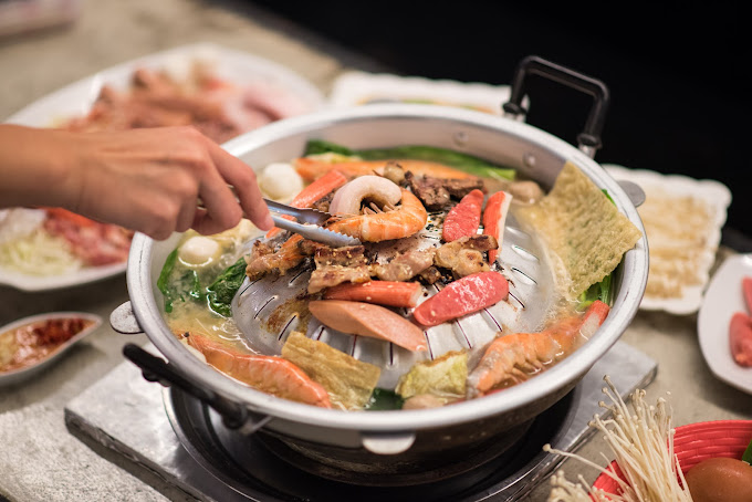 Thai Hao Chi Mookata Singapore