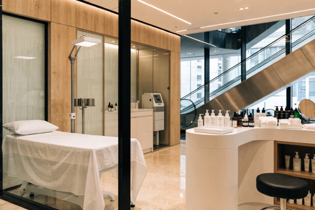 Beauty Recipe Aesthetics & Academy Lip Blush Studio Singapore
